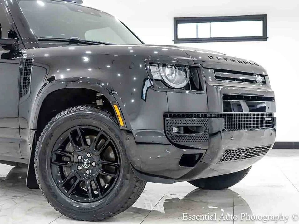 2023 Land Rover Defender L663 - Image 2 of 20