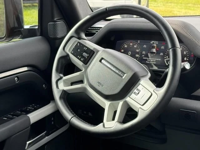2023 Land Rover Defender L663 - Image 12 of 20