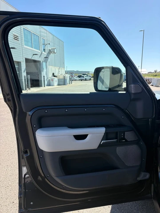 2023 Land Rover Defender L663 - Image 11 of 13
