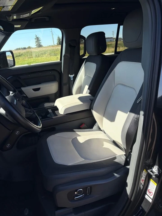2023 Land Rover Defender L663 - Image 12 of 13