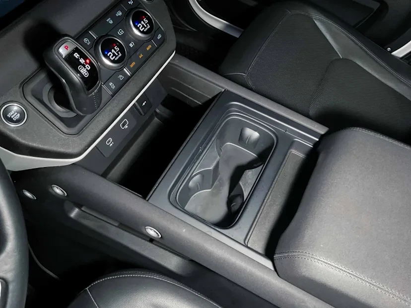 2023 Land Rover Defender L663 - Image 6 of 10