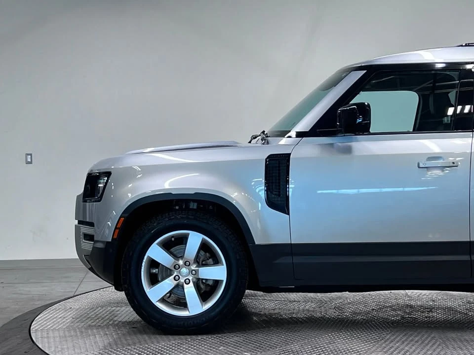 2023 Land Rover Defender L663 - Image 9 of 20