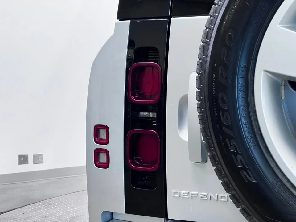 2023 Land Rover Defender L663 - Image 14 of 20