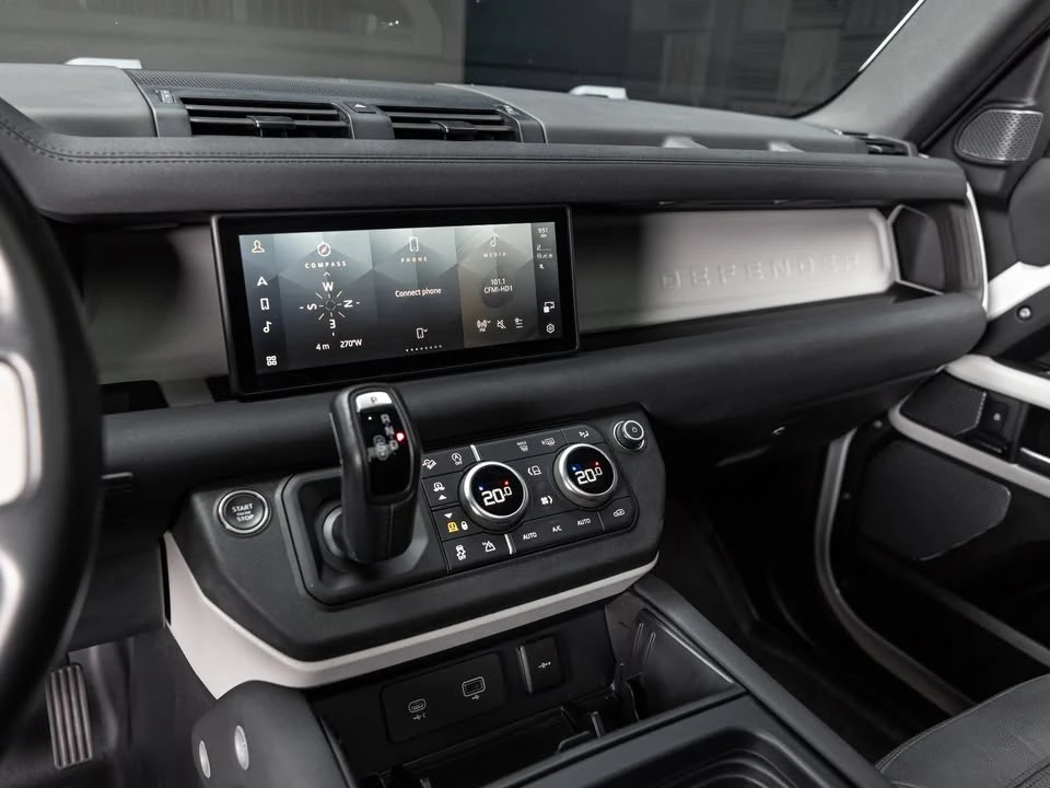 2023 Land Rover Defender L663 - Image 15 of 19