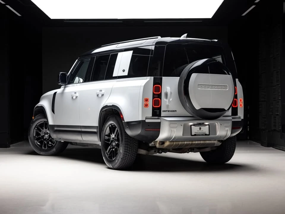 2023 Land Rover Defender L663 - Image 7 of 19