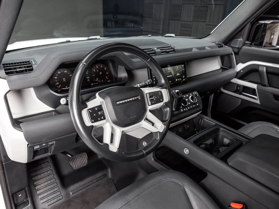 2023 Land Rover Defender L663 - Image 9 of 19