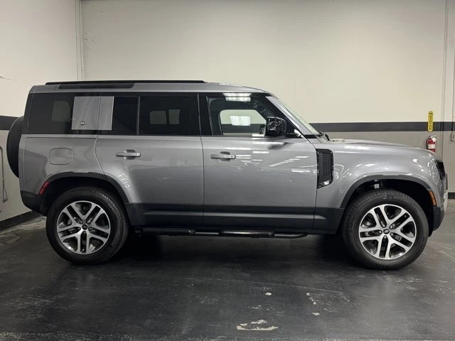 2023 Land Rover Defender L663 - Image 5 of 12