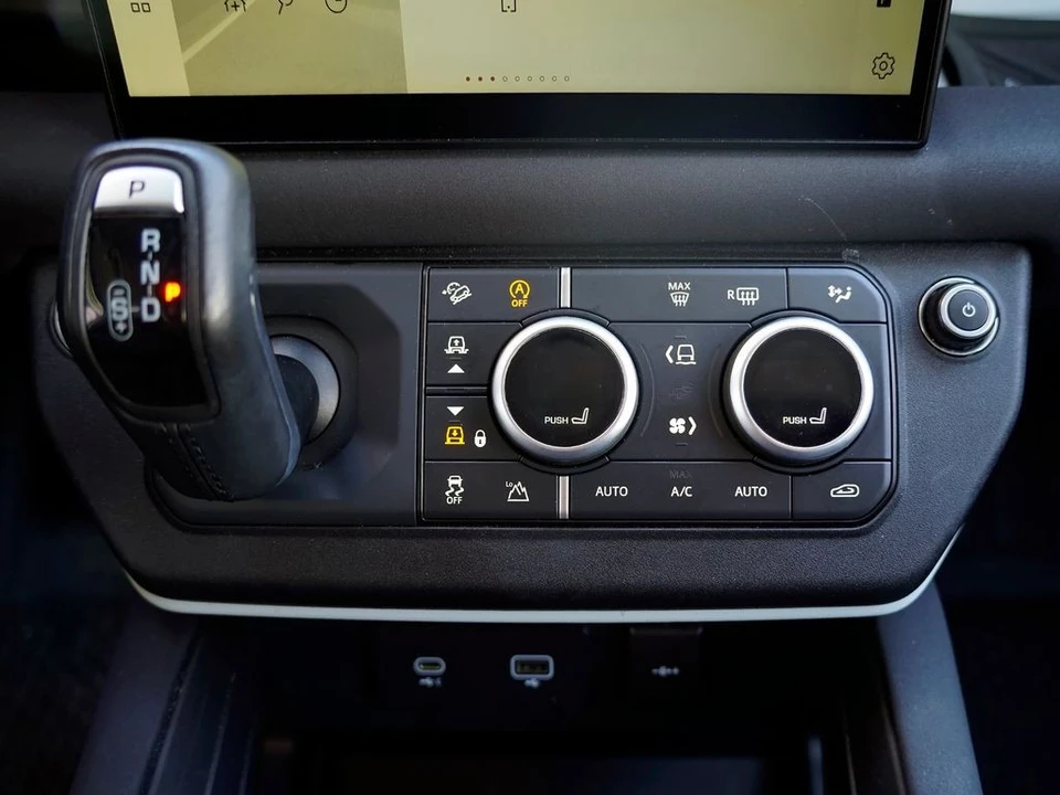 2023 Land Rover Defender L663 - Image 30 of 30