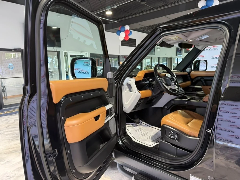 2023 Land Rover Defender L663 - Image 31 of 31