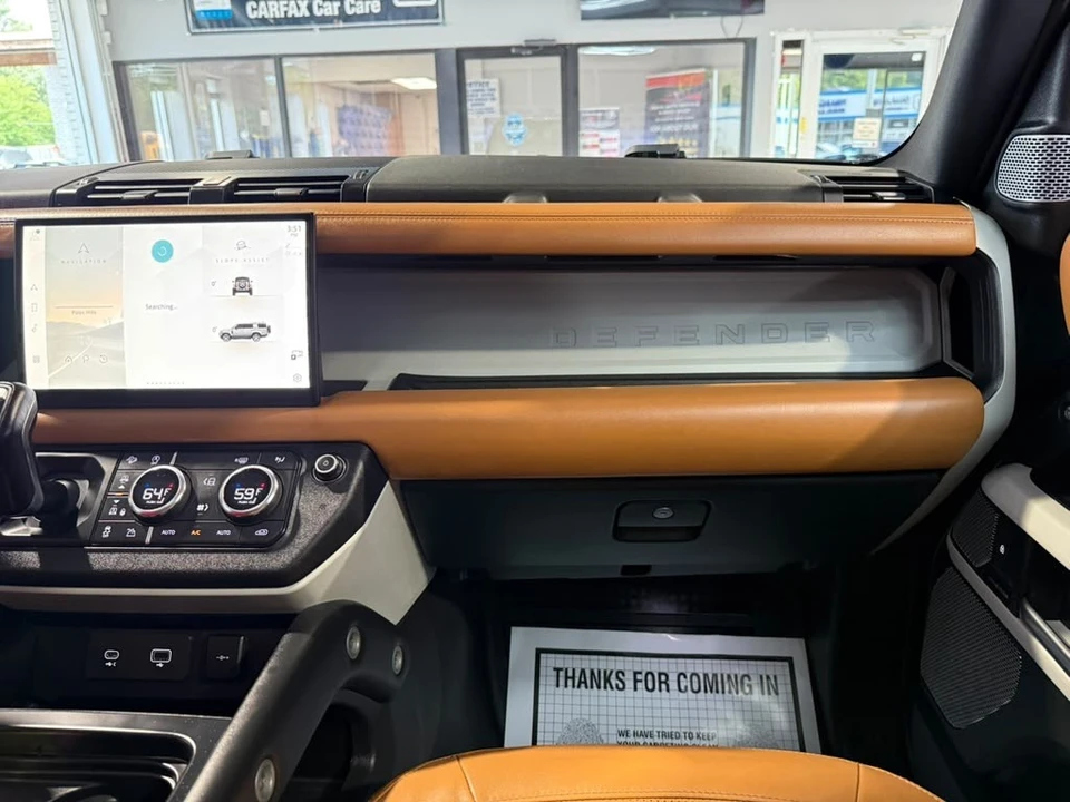 2023 Land Rover Defender L663 - Image 23 of 31
