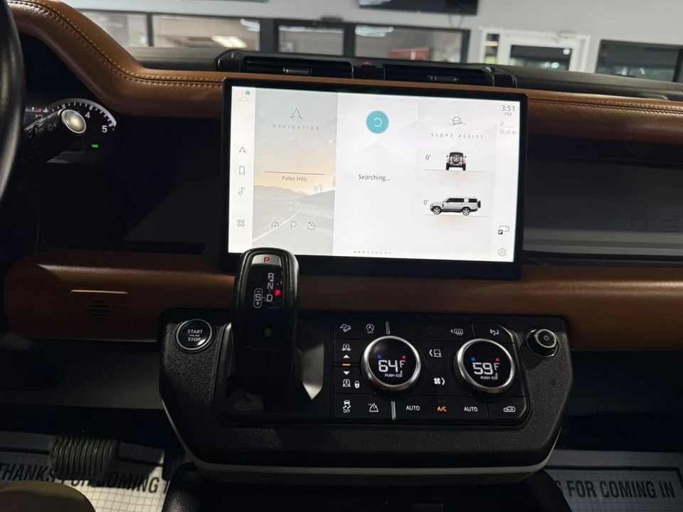 2023 Land Rover Defender L663 - Image 18 of 31
