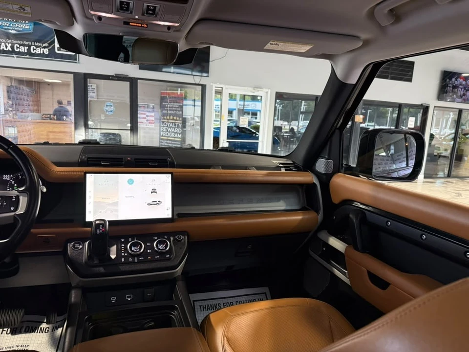 2023 Land Rover Defender L663 - Image 30 of 31