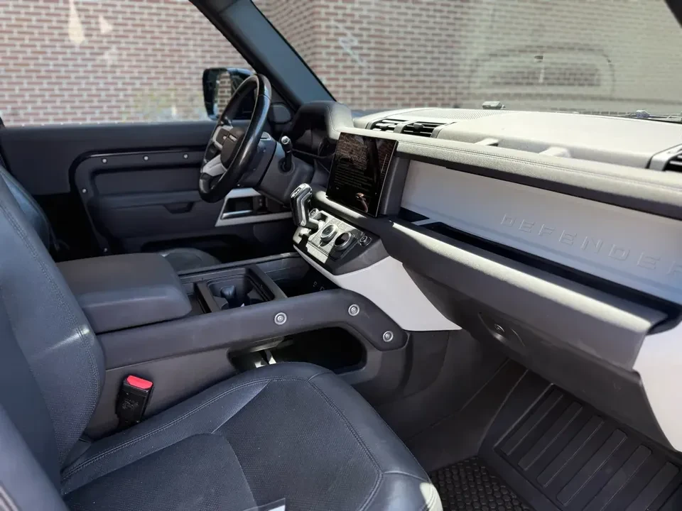 2023 Land Rover Defender L663 - Image 11 of 11