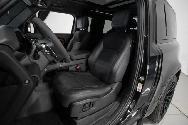2023 Land Rover Defender L663 - Image 3 of 21