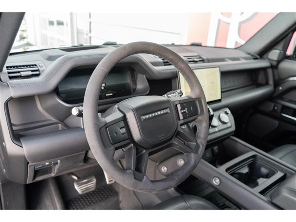 2023 Land Rover Defender L663 - Image 11 of 12