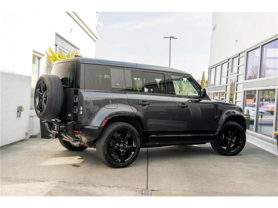 2023 Land Rover Defender L663 - Image 6 of 12