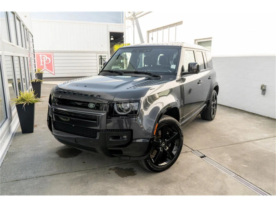 2023 Land Rover Defender L663 - Image 3 of 12