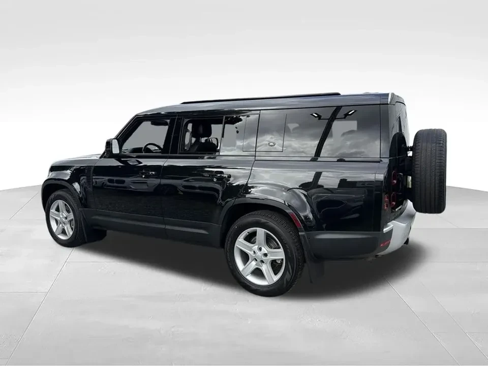2023 Land Rover Defender L663 - Image 4 of 19