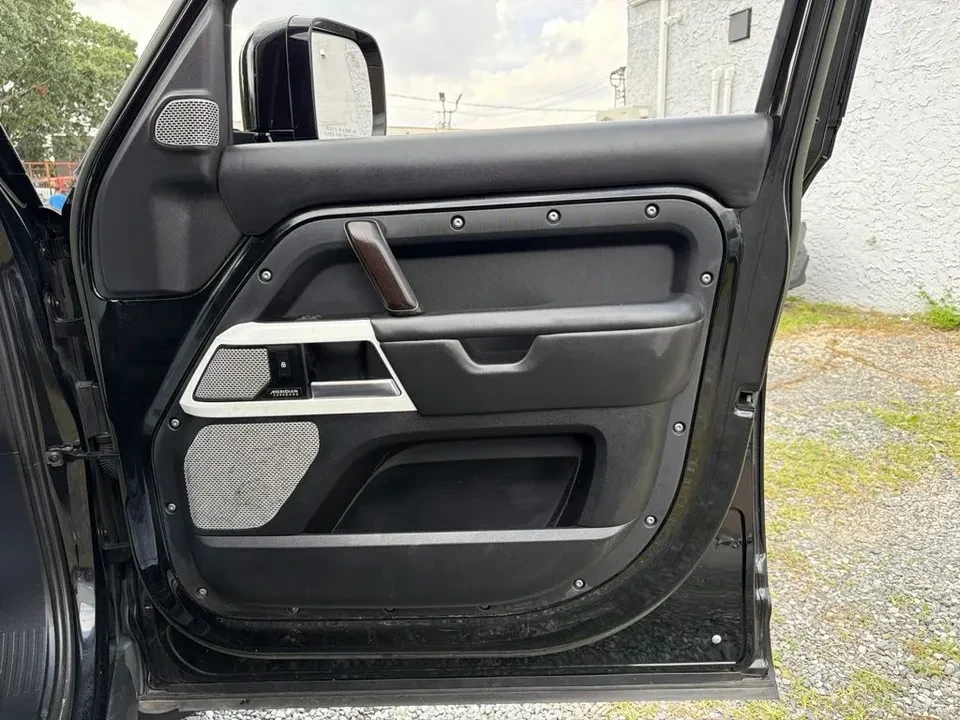 2023 Land Rover Defender L663 - Image 11 of 19