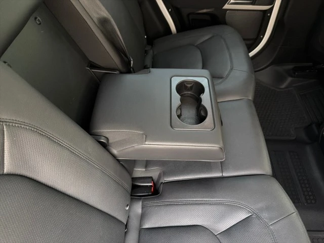 2023 Land Rover Defender L663 - Image 24 of 31