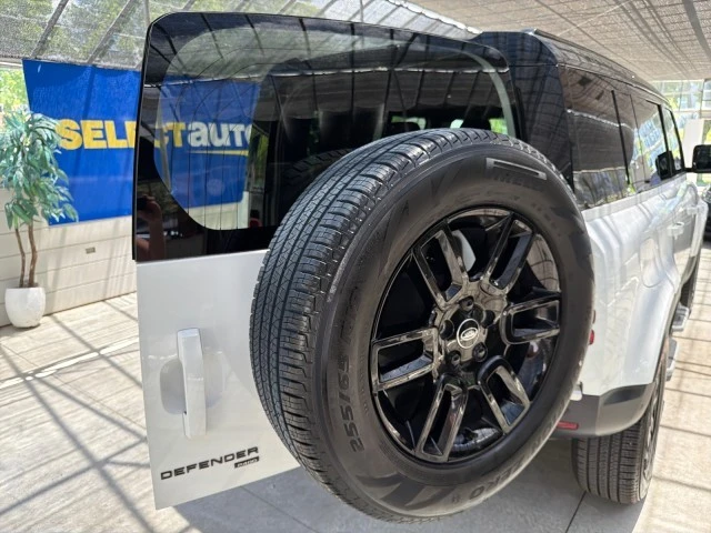 2023 Land Rover Defender L663 - Image 31 of 31
