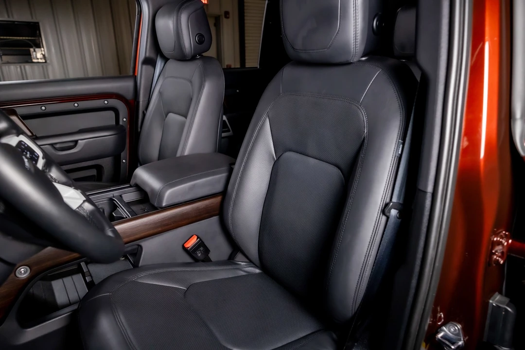 2023 Land Rover Defender L663 - Image 5 of 12