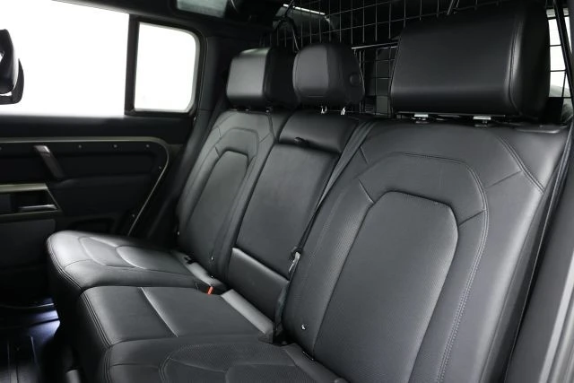 2023 Land Rover Defender L663 - Image 3 of 12
