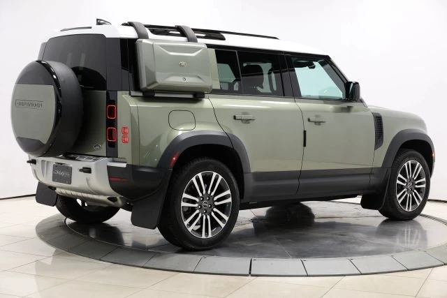 2023 Land Rover Defender L663 - Image 4 of 12