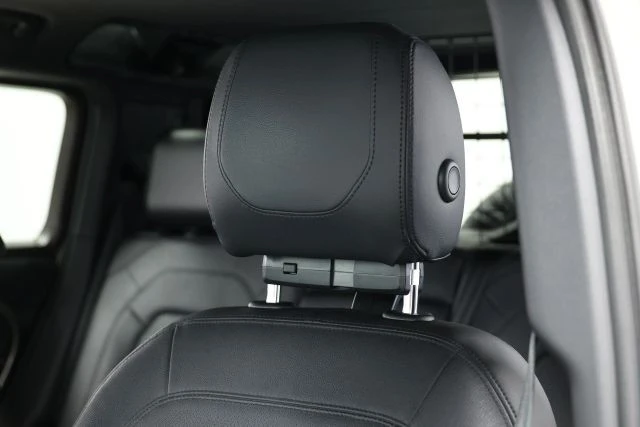 2023 Land Rover Defender L663 - Image 16 of 21