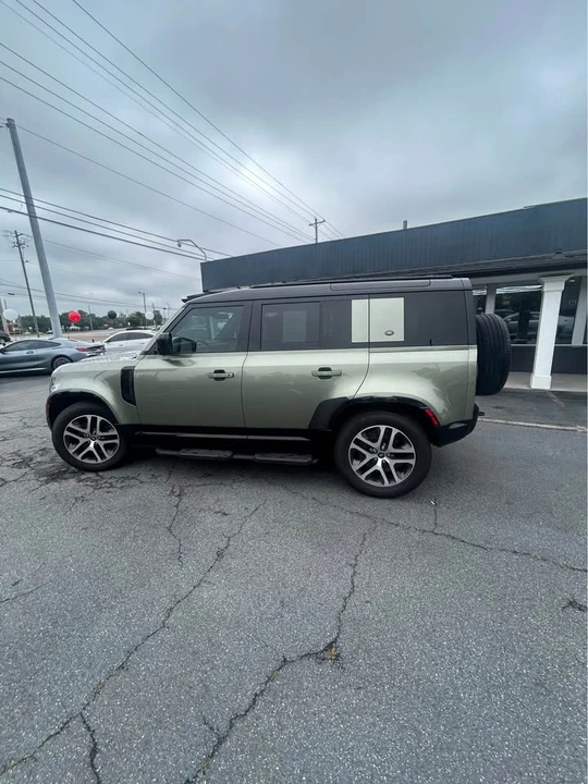 2023 Land Rover Defender L663 - Image 3 of 12