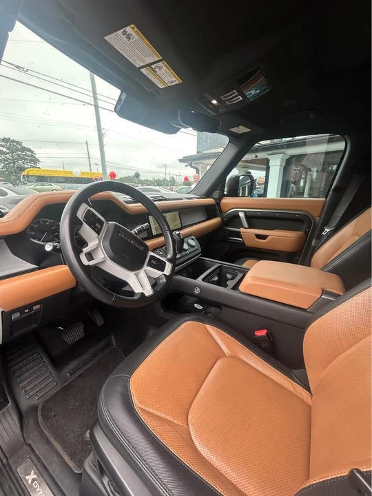 2023 Land Rover Defender L663 - Image 10 of 12
