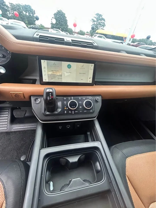 2023 Land Rover Defender L663 - Image 12 of 12