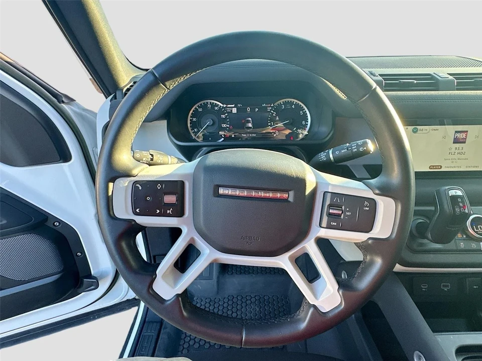 2023 Land Rover Defender L663 - Image 11 of 12