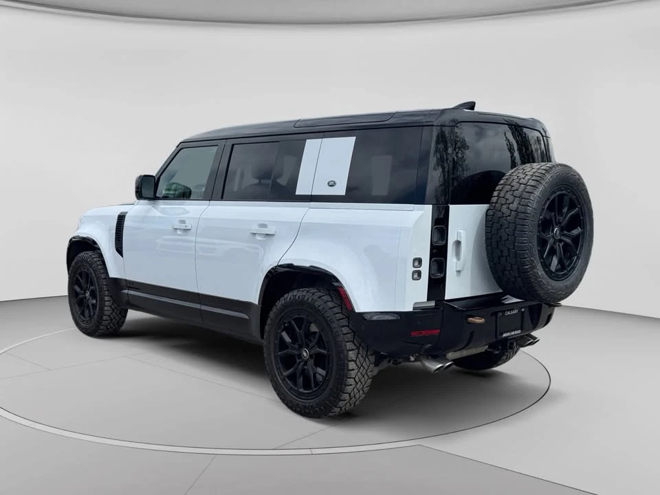 2023 Land Rover Defender V8 - Image 3 of 20