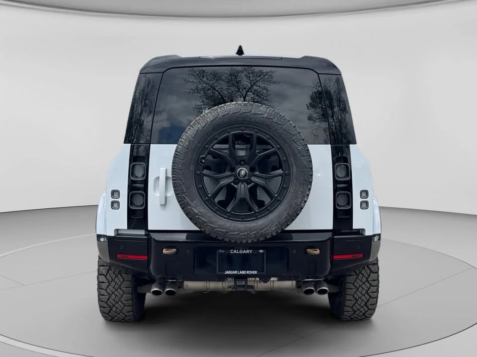 2023 Land Rover Defender V8 - Image 4 of 20
