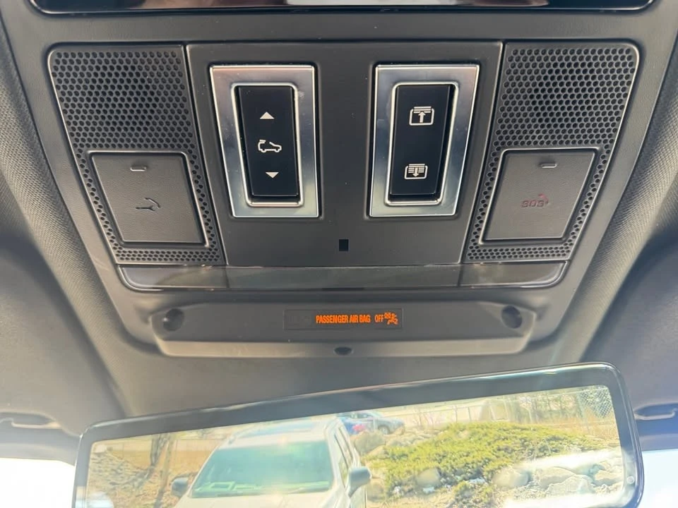 2023 Land Rover Defender V8 - Image 18 of 20