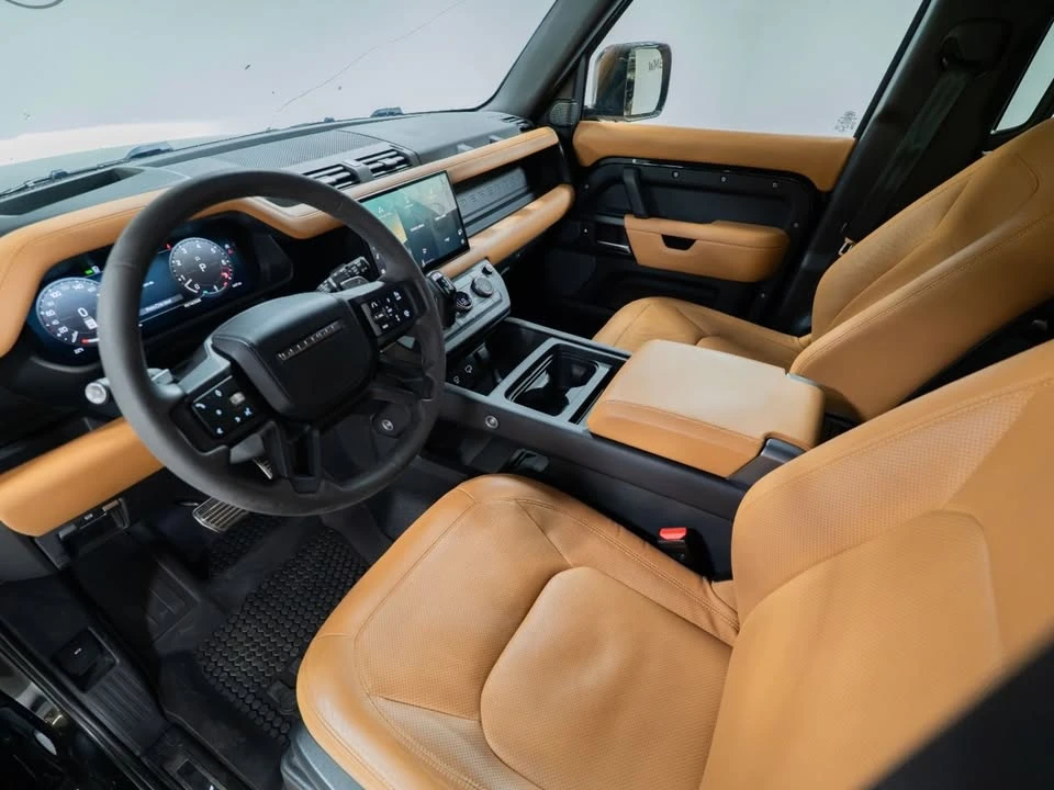 2023 Land Rover Defender V8 - Image 12 of 20