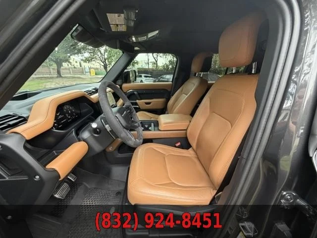 2023 Land Rover Defender V8 - Image 10 of 30