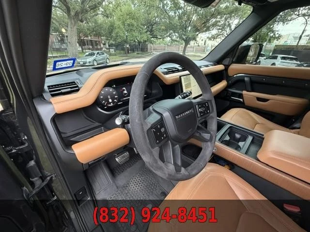2023 Land Rover Defender V8 - Image 11 of 30