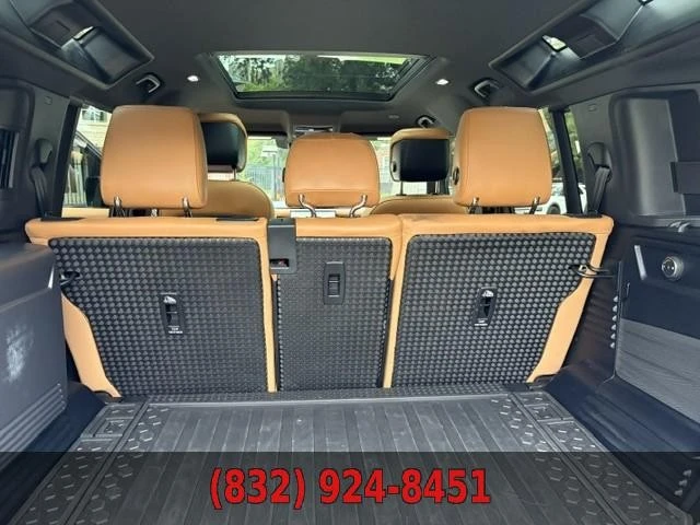 2023 Land Rover Defender V8 - Image 15 of 30