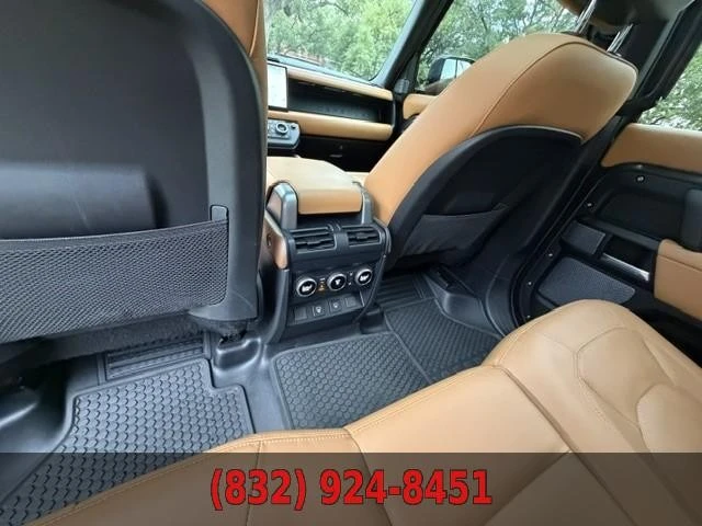2023 Land Rover Defender V8 - Image 13 of 30