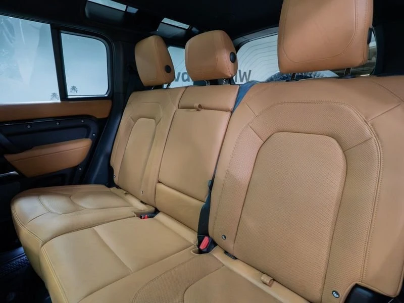 2023 Land Rover Defender V8 - Image 17 of 20