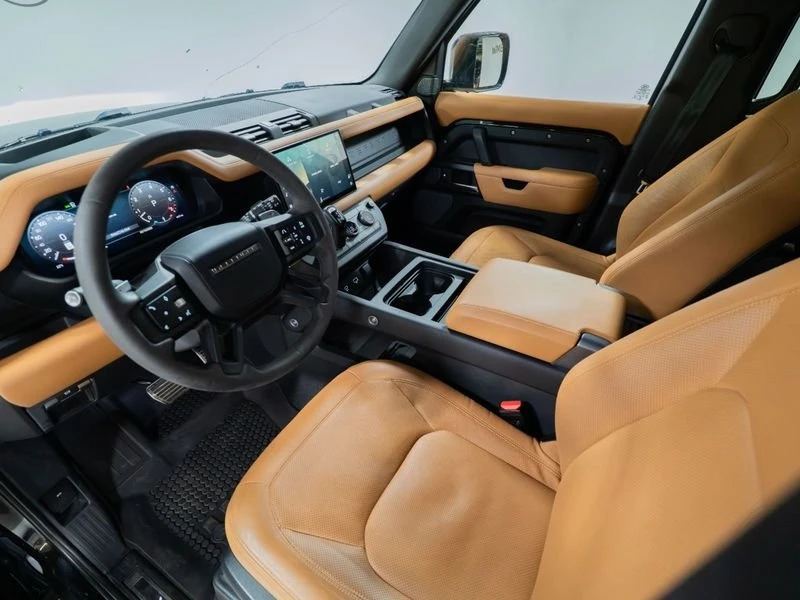 2023 Land Rover Defender V8 - Image 8 of 20