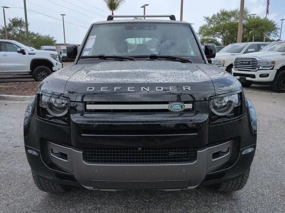 2023 Land Rover Defender L663 - Image 7 of 14