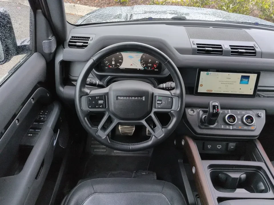 2023 Land Rover Defender L663 - Image 10 of 14