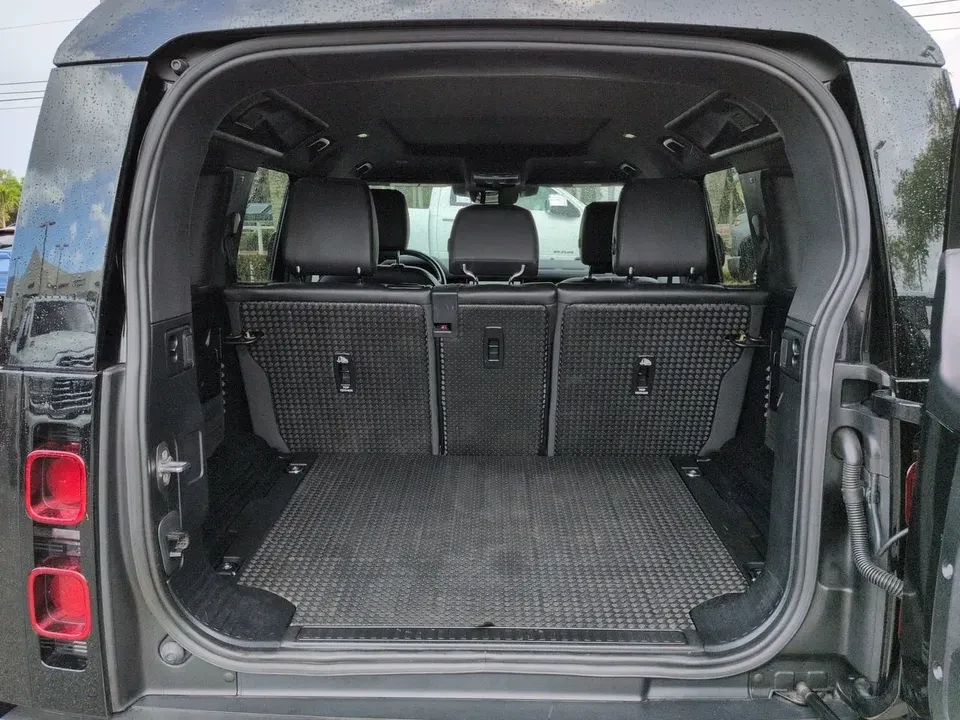 2023 Land Rover Defender L663 - Image 13 of 14