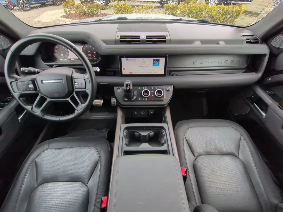 2023 Land Rover Defender L663 - Image 11 of 14