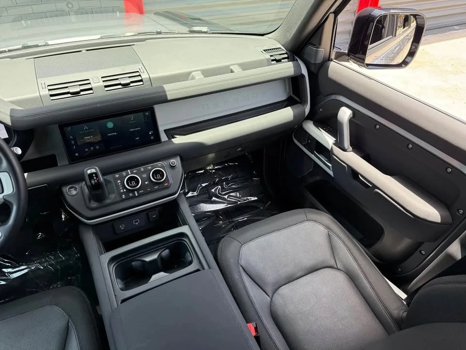 2023 Land Rover Defender L663 - Image 13 of 16