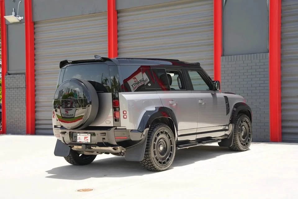 2023 Land Rover Defender L663 - Image 4 of 16