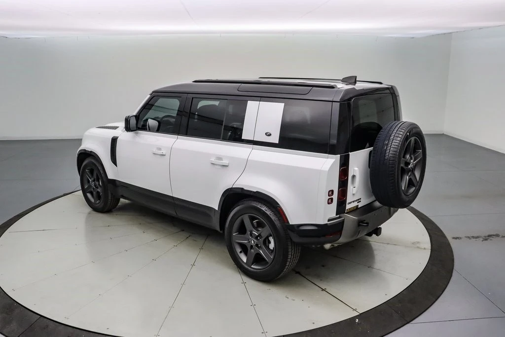 2023 Land Rover Defender L663 - Image 7 of 21